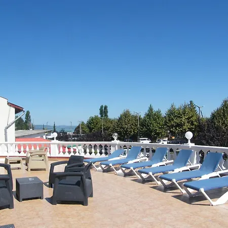 Bed & Breakfast Y Panzio